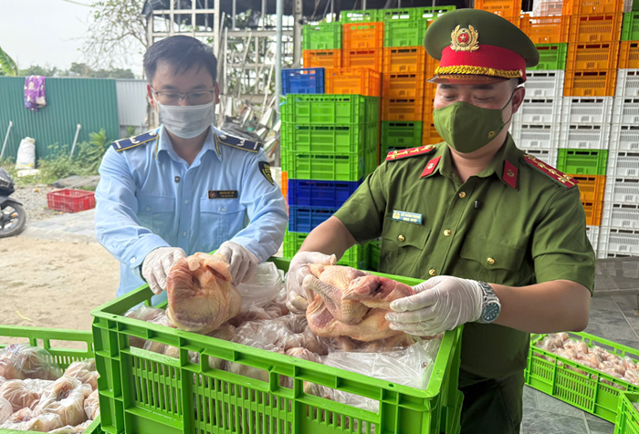 Ngăn chặn, tiến tới chấm dứt tình trạng buôn lậu, hàng giả, không đảm bảo chất lượng
