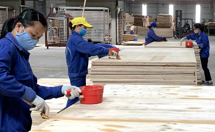 Thực hiện quyết liệt các giải pháp để đạt mục tiêu tăng trưởng từ 8% trở lên