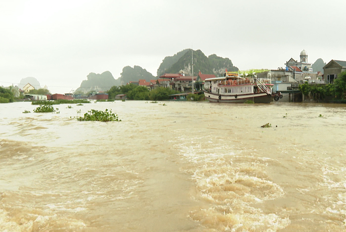 Tuyệt đối không để gián đoạn trong lãnh đạo, chỉ đạo ứng phó, khắc phục hậu quả thiên tai