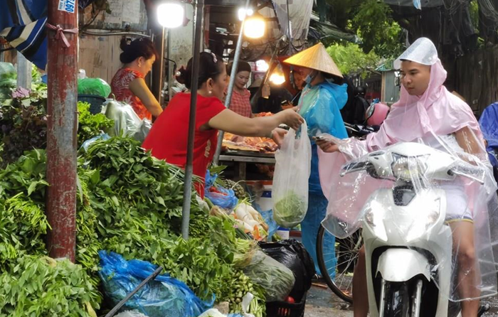 Kiểm soát chặt chẽ, xử lý nghiêm việc lợi dụng thiên tai để đầu cơ, tăng giá thực phẩm