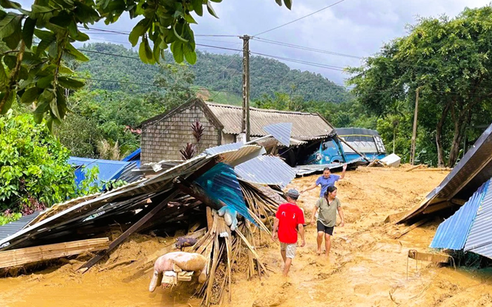 Sắp hoàn thành sách “Thiên tai – Chủ động phòng chống và giảm nhẹ tác hại”