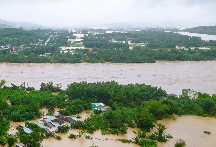 Cảnh báo có thể xuất hiện 2 đợt lũ trên các sông khu vực miền Trung