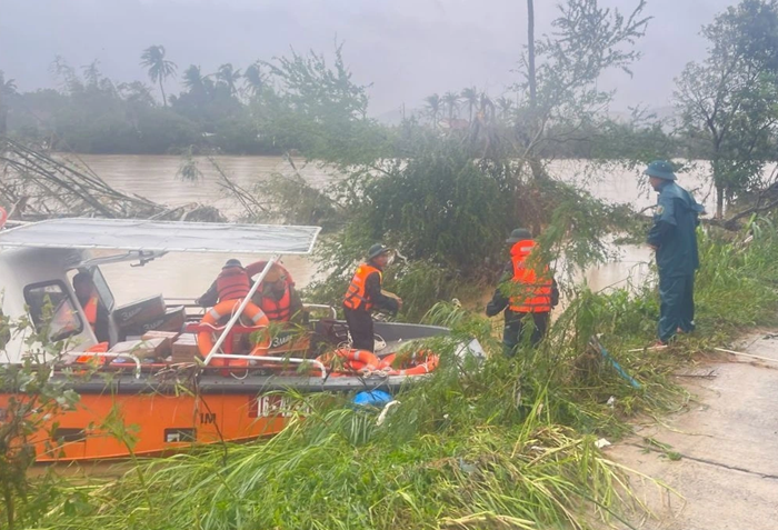Thực hiện ngay các biện pháp khẩn cấp ứng phó mưa lũ đặc biệt lớn