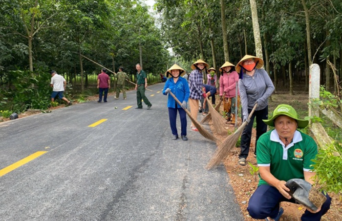 Hội Nông dân xã Trừ Văn Thố đẩy mạnh tuyên truyền pháp luật gắn với sinh hoạt văn hóa cộng đồng