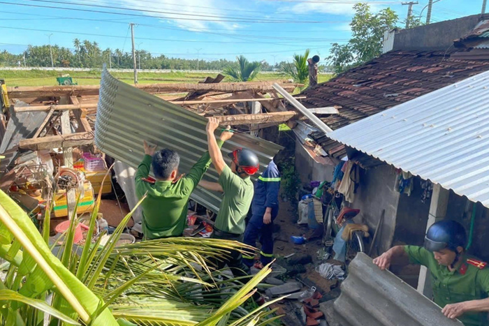 Khắc phục hậu quả thiên tai: Đảm bảo người dân có nhà mới để đón Tết