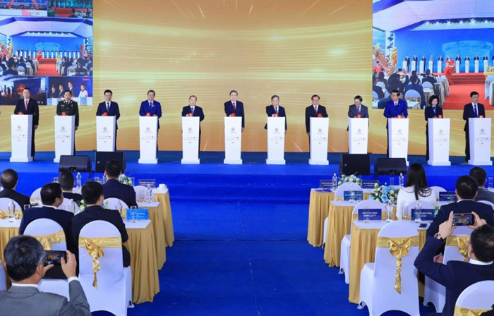 Khởi công siêu dự án trục đại lộ cảnh quan sông Hồng