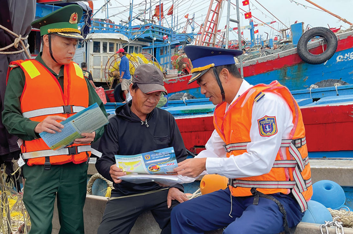 Tiếp tục tổ chức các đoàn công tác liên ngành kiểm tra chống khai thác IUU