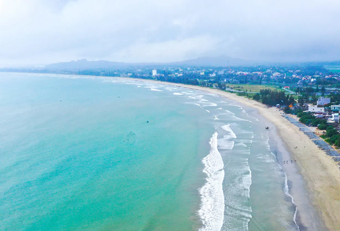 Hoàn thiện hệ thống pháp luật về đất đai, tài nguyên, nâng cao năng lực giám sát môi trường biển