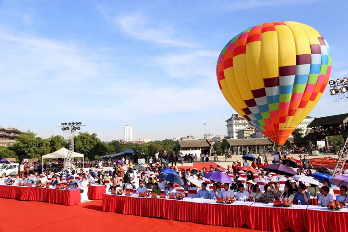 Ninh Bình: Khai mạc Lễ hội khinh khí cầu Tràng An – Cúc Phương