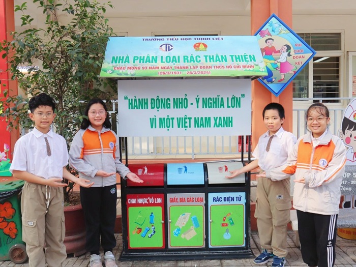 [Giáo dục xanh]: Phong trào Sáng-Xanh-Sạch-Đẹp ở Trường Tiểu học Thịnh Liệt