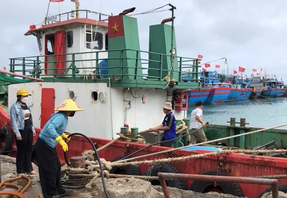 Ứng phó bão 13: Quảng Ngãi sẵn sàng phương án di dời dân khỏi vùng nguy hiểm trước khi bão đổ bộ