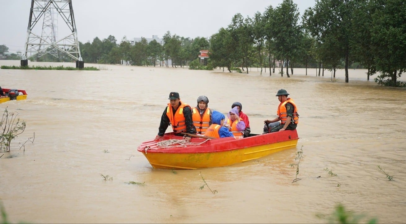Đà Nẵng: Khẩn trương khắc phục thiệt hại mưa lũ và sẵn sàng ứng phó bão Kalmaegi