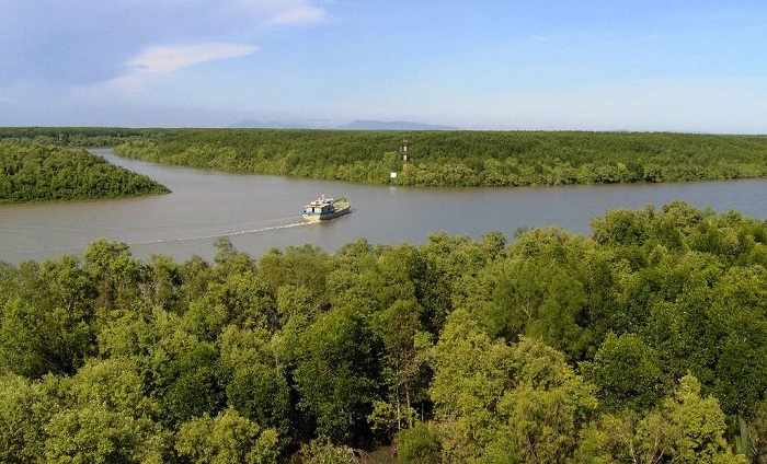 Bảo tồn đa dạng sinh học gắn phát triển du lịch sinh thái rừng phòng hộ Cần Giờ