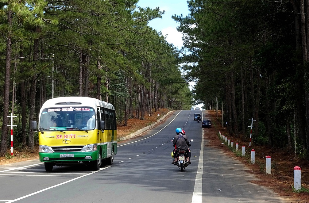 Gia Lai triển khai lộ trình chuyển đổi phương tiện giao thông xanh