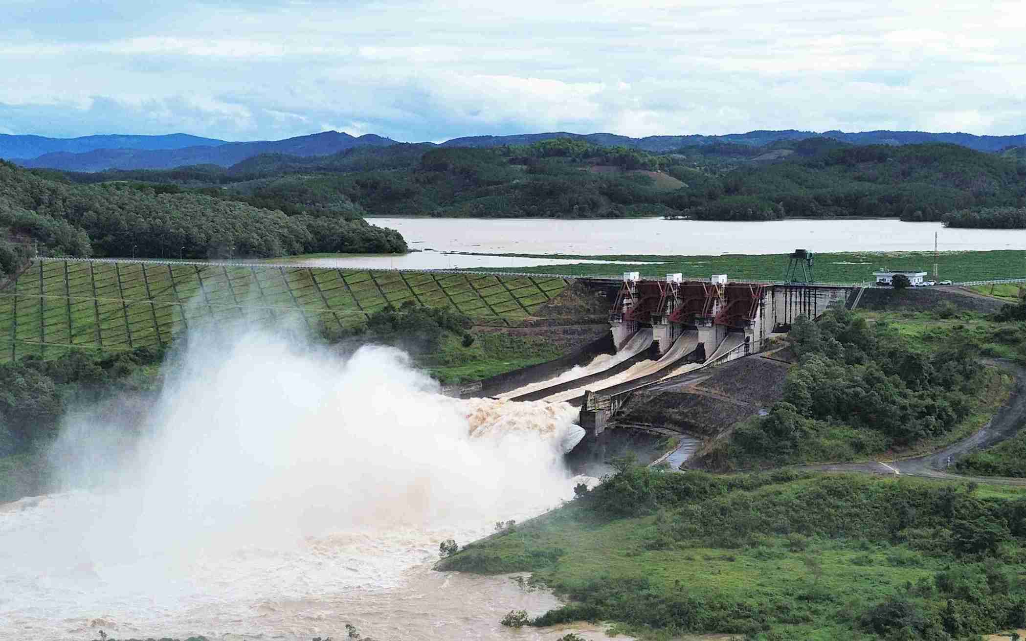 Lâm Đồng đẩy mạnh quan trắc, ngăn ngừa ô nhiễm nguồn nước