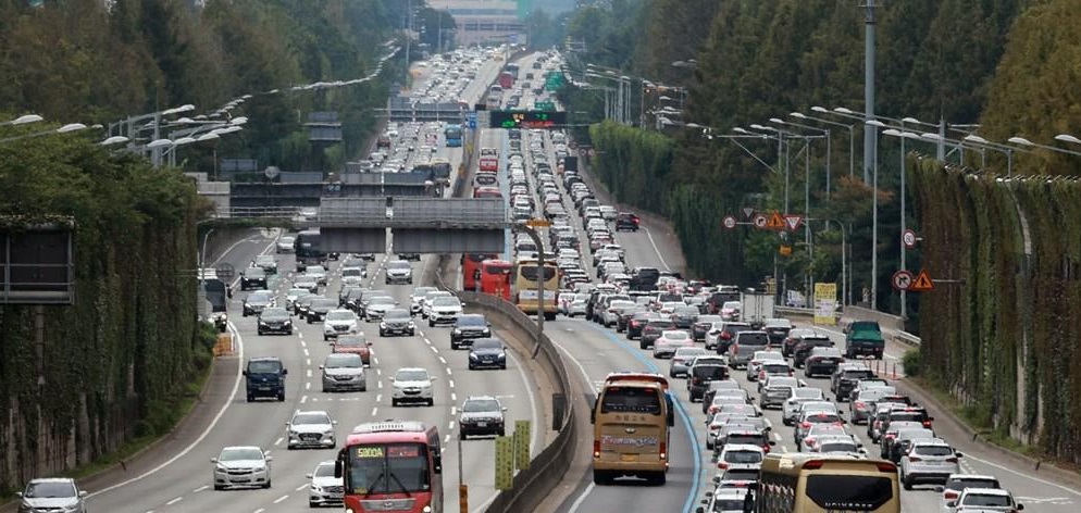 Hàn Quốc lên kế hoạch hạn chế xe động cơ đốt trong từ năm 2035