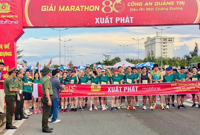 Hơn 1.100 vận động viên tham gia Giải chạy kỷ niệm 80 năm Công an Quảng Trị