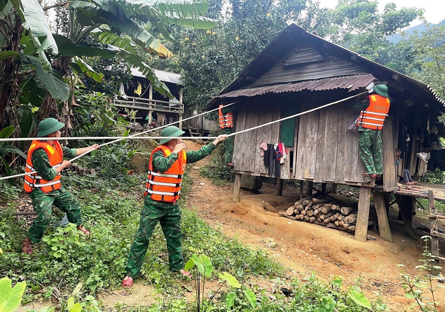 Ứng phó với bão số 9: Chủ động phương án sơ tán dân ra khỏi khu vực nguy hiểm