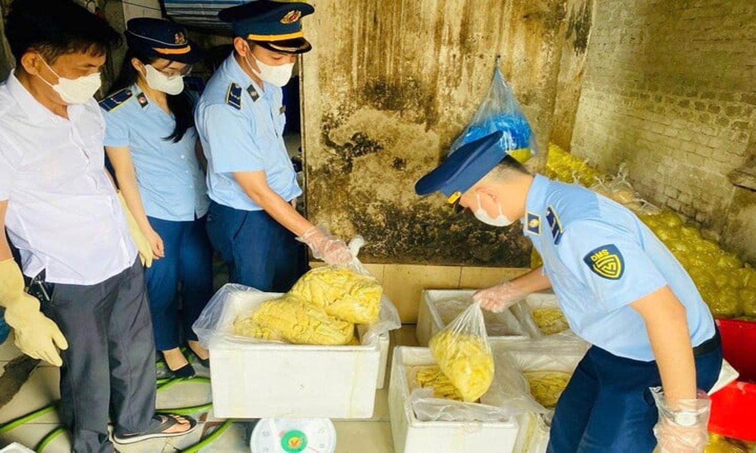 Nghệ An: Thu giữ 600kg măng không rõ nguồn gốc tại một cơ sở chế biến