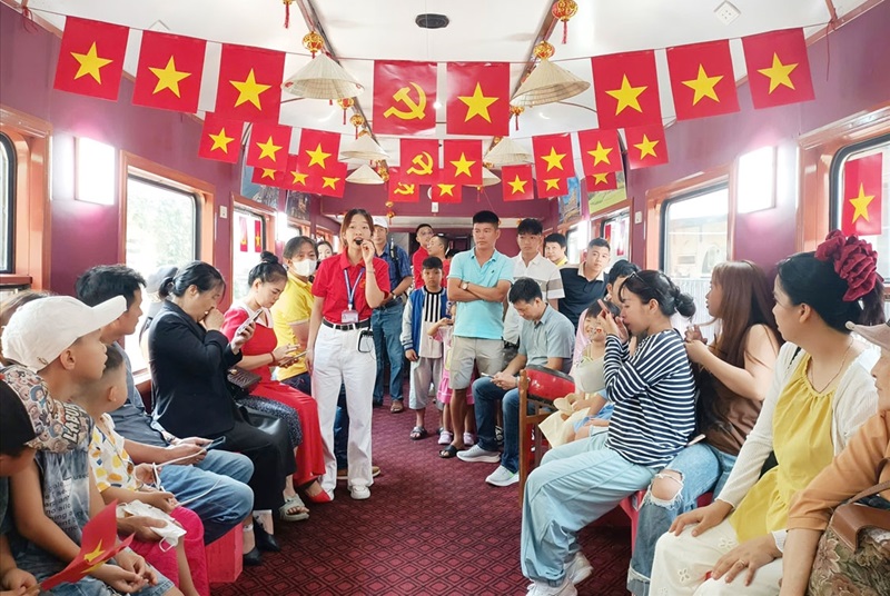 Bình Định vận hành tuyến tàu du lịch 