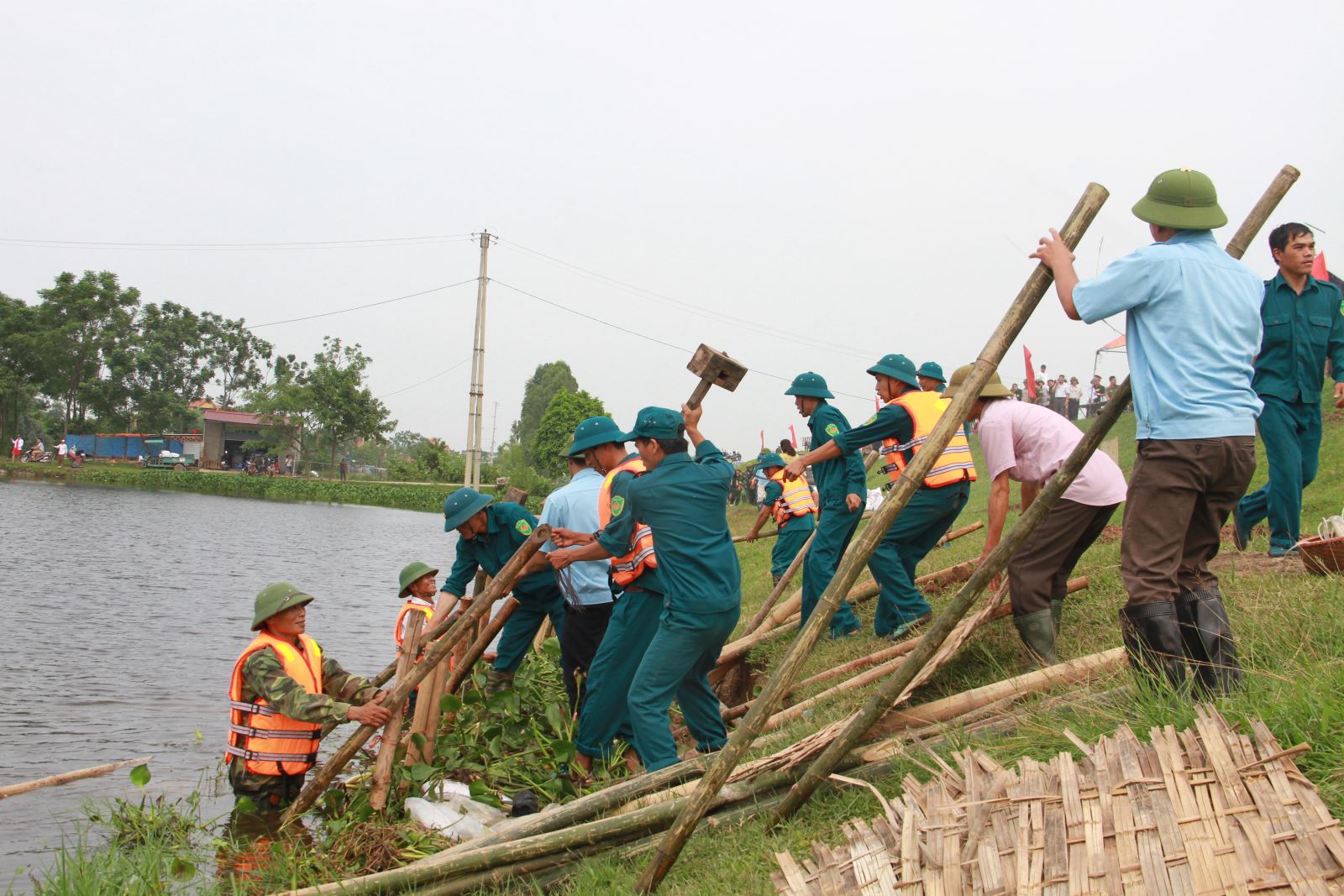 Hà Nội bảo đảm an toàn hệ thống đê điều mùa mưa lũ