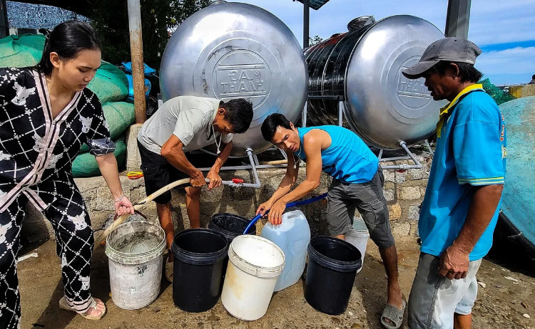 Chủ động phòng chống dịch bệnh trong cao điểm hạn mặn