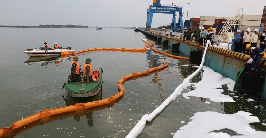 Tăng cường năng lực ứng phó, xử lý sự cố môi trường